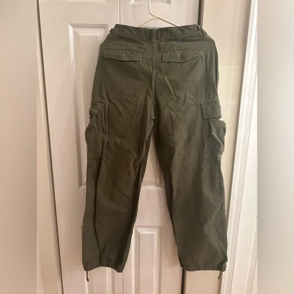 TNA (Aritzia) Supply Cargo Pants - Olive Green - Size 4 - Picture 10 of 10